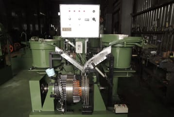 Blind Rivet Assembly Machine UBA-3-6S Dia.4.8*30L,拉釘組合機 UBA-3-6S 外徑4.8*30長