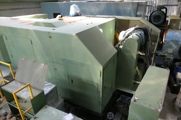 Nut and Nut Part Former JNP-30B5S Dia. 32*100L,多工位冷鍛螺帽成型機 JNP-30B5S 外徑 32*100長