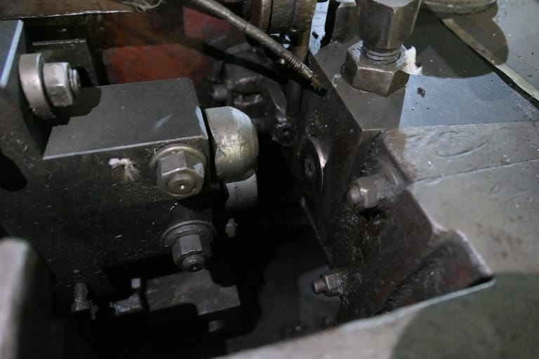 一模二打頭機-實心  M8*125長
