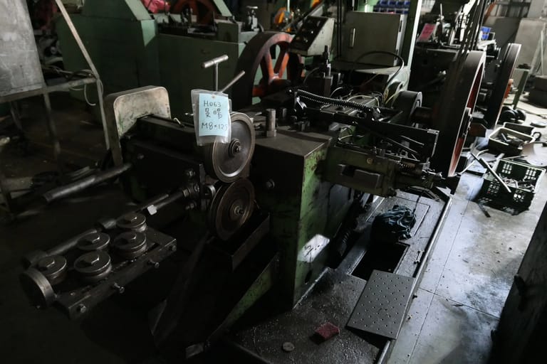 一模二打頭機-實心  M8*125長