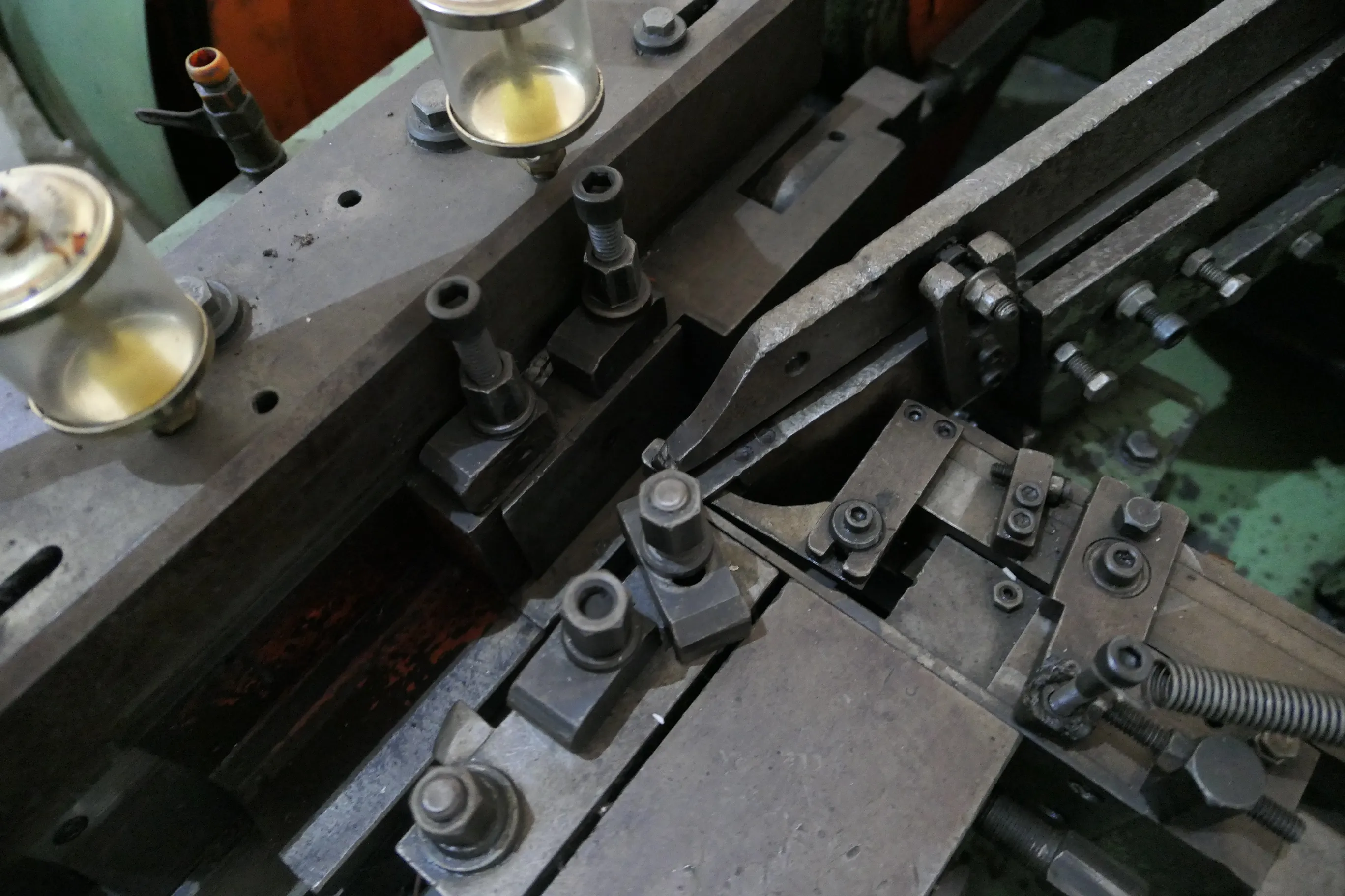 Thread Rolling Machine-Flat Type  M5*65L,牙板式搓牙機  M5*65長